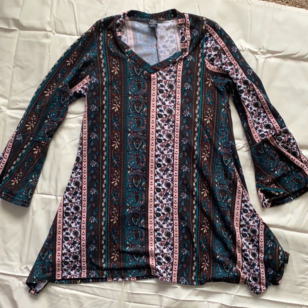 Win Win Flare Botton Tunic BOHO Paisley s - medium